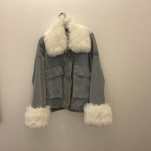 Fall-Winter Jean Jacket with Faux Fur Trim